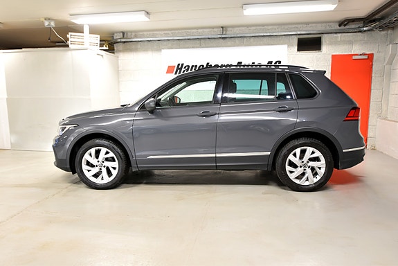 Volkswagen Tiguan 4 of 30