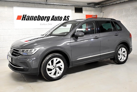 Volkswagen Tiguan 3 of 30