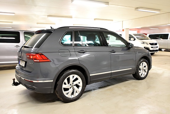 Volkswagen Tiguan 10 of 30