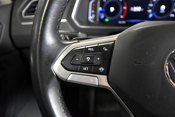Volkswagen Tiguan 26 of 30
