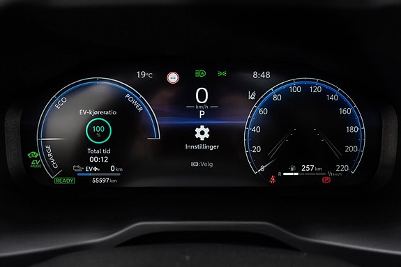 Toyota RAV4 Plug-in Hybrid 18 of 29