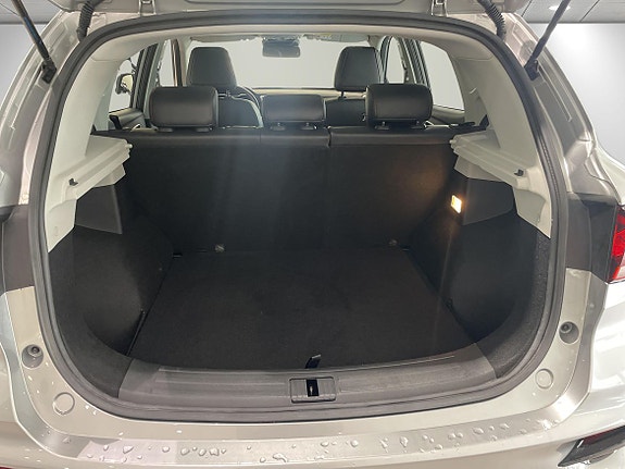MG ZS EV 15 of 16