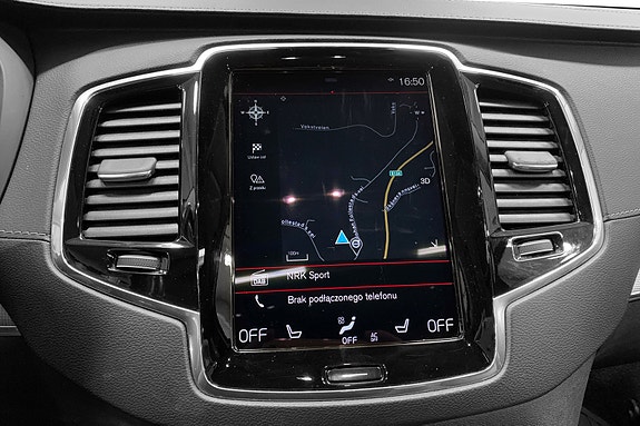 Volvo XC90 11 of 21