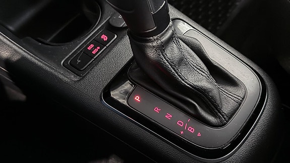 Volkswagen UP! 17 of 28