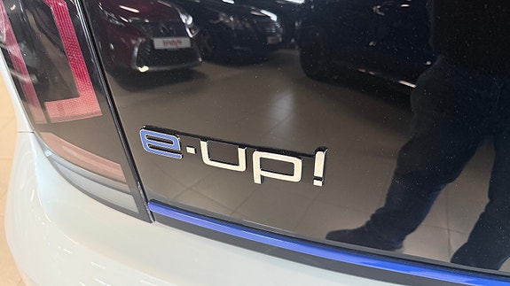 Volkswagen UP! 22 of 28