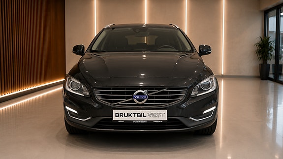Volvo V60 2 of 5
