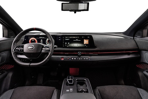 Nissan Ariya 24 of 30