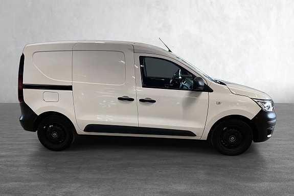 Denne fine Renault Express'en kan bli din for kun kr 1780,- pr mnd med 66.465,- i egenkapital. Løpetid 10 år.