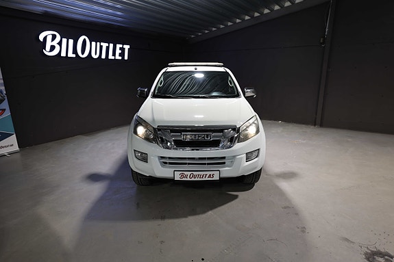 Isuzu D-max 2 of 5