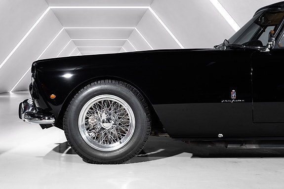 Ferrari 250 GT 11 of 30