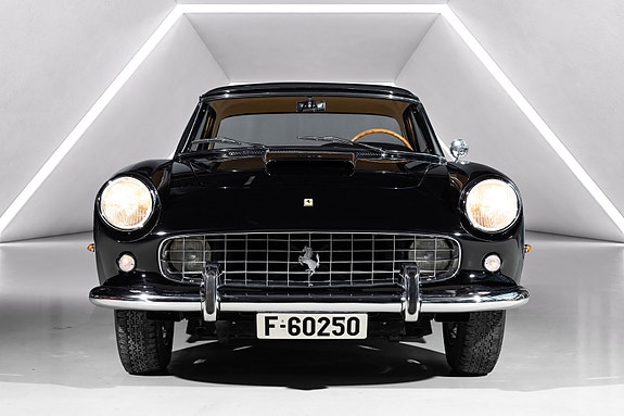 Ferrari 250 GT 4 of 5
