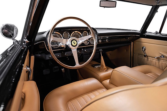 Ferrari 250 GT 19 of 30
