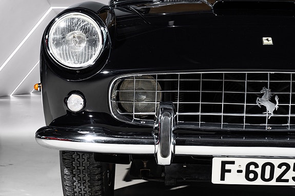 Ferrari 250 GT 7 of 30