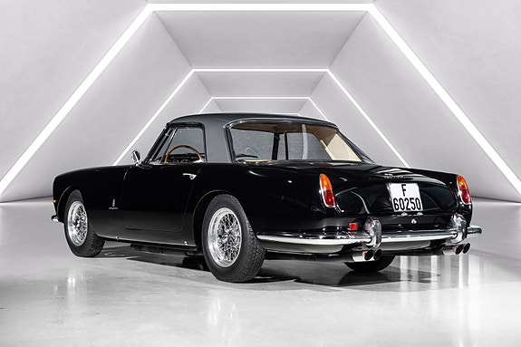 Ferrari 250 GT 2 of 5