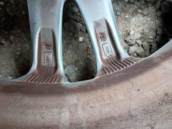 Product image 8 of 9