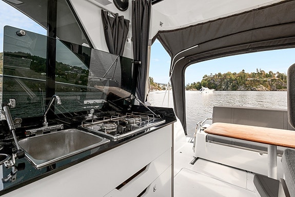 Beneteau Antares 9 - 2X200 HK Suzuki, mye utstyr, Skipsregistrert. Sesongklar 22 of 30