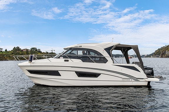 Beneteau Antares 9 - 2X200 HK Suzuki, mye utstyr, Skipsregistrert. Sesongklar 5 of 5