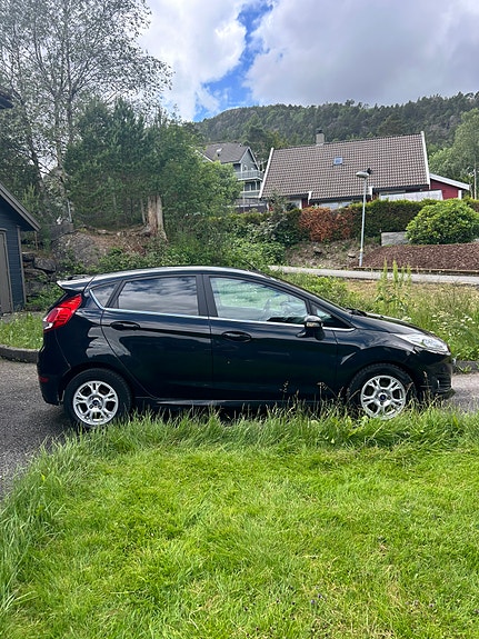 Ford Fiesta 5 of 5