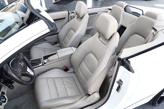 Mercedes-Benz E350 17 of 20