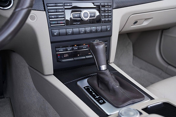 Mercedes-Benz E350 13 of 20
