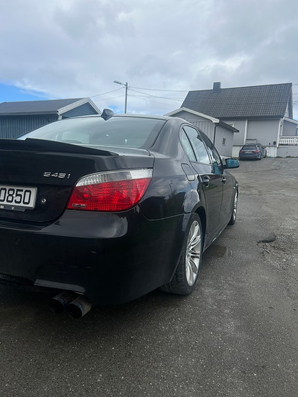 BMW 545i 6 of 16
