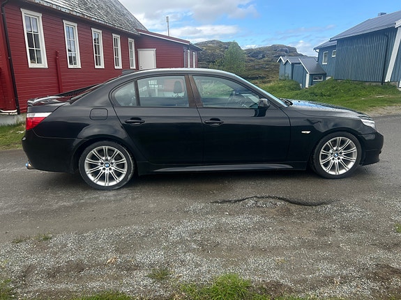 BMW 545i 4 of 16