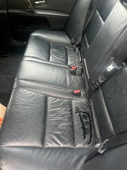 BMW 545i 13 of 16