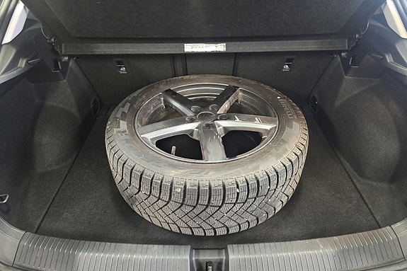 Volkswagen T-Roc 7 of 15