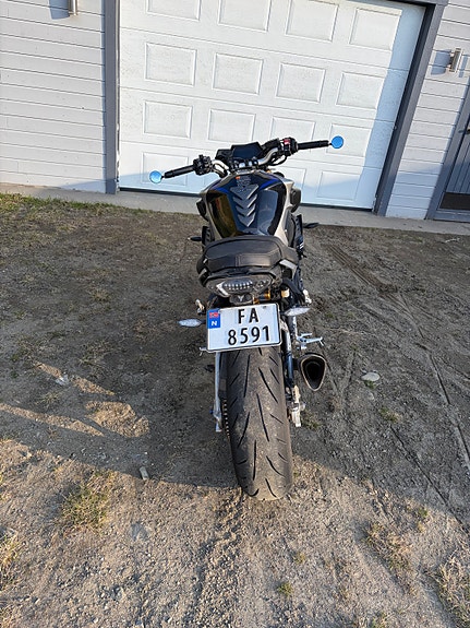 Yamaha MT-10 SP 3 of 8