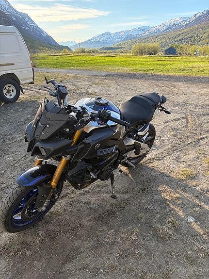 Yamaha MT-10 SP 7 of 8