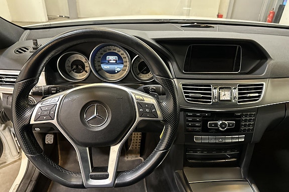 Mercedes-Benz E-Klasse 8 of 10