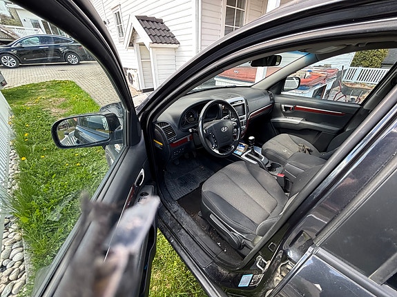 Hyundai Santa Fe 4 of 7