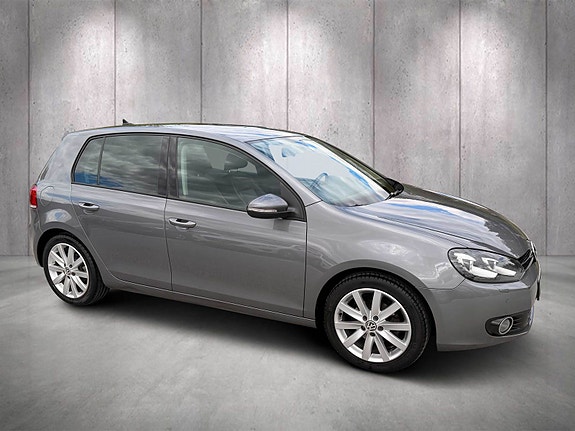 Volkswagen Golf VI 2 of 5