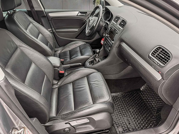 Volkswagen Golf VI 8 of 11