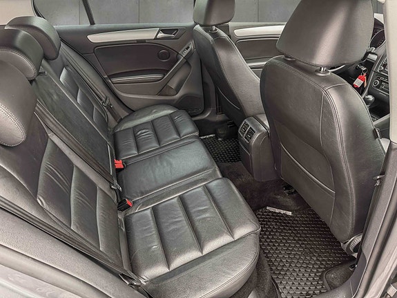 Volkswagen Golf VI 9 of 11