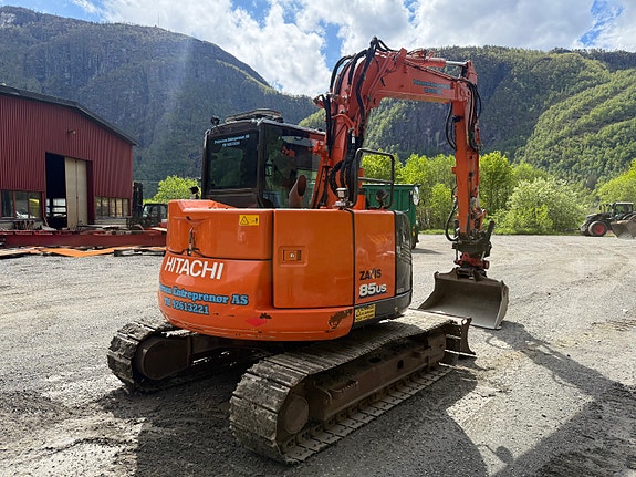 Hitachi ZX85US-6 5 of 14