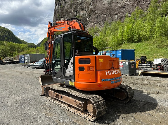 Hitachi ZX85US-6 8 of 14