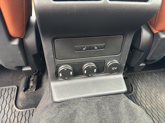 Jaguar F-PACE 19 of 29
