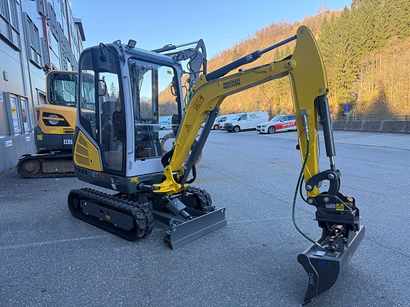 Wacker Neuson ET18 2 of 5