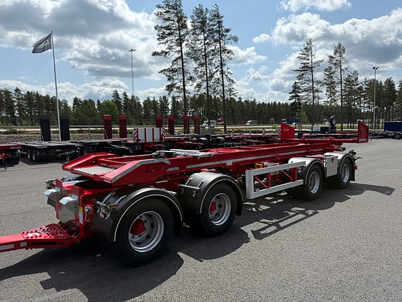 Hakarps 38 tons krokhenger med tipp och skjutbar boggie 4 of 30