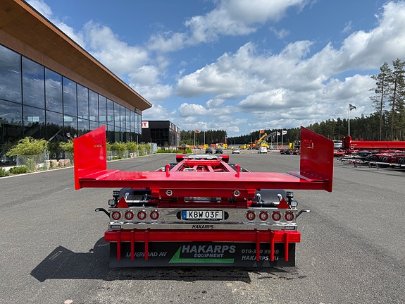 Hakarps 38 tons krokhenger med tipp och skjutbar boggie 7 of 30