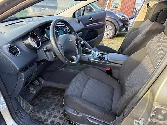 Peugeot 3008 24 of 27