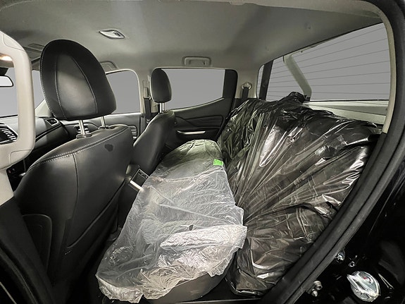 Mitsubishi L200 13 of 23