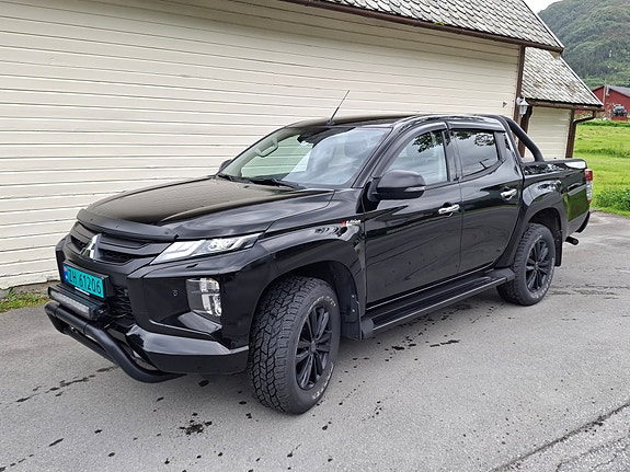Mitsubishi L200 3 of 5