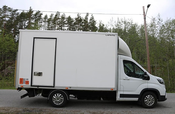 Maxus e-Deliver 9 5 of 12