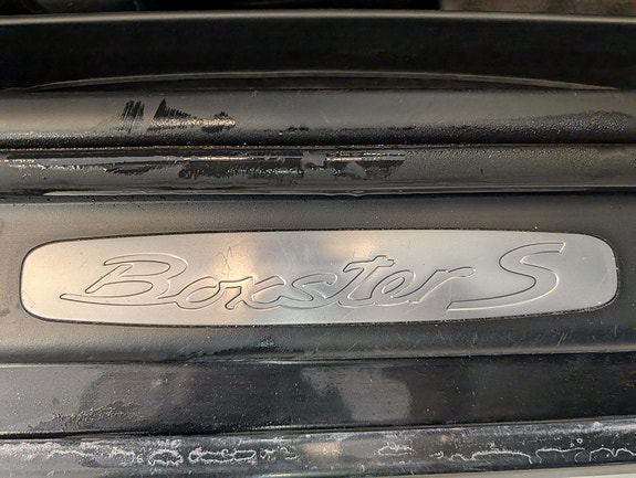 Porsche Boxster 16 of 17