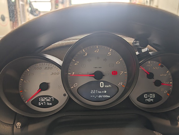 Porsche Boxster 9 of 17