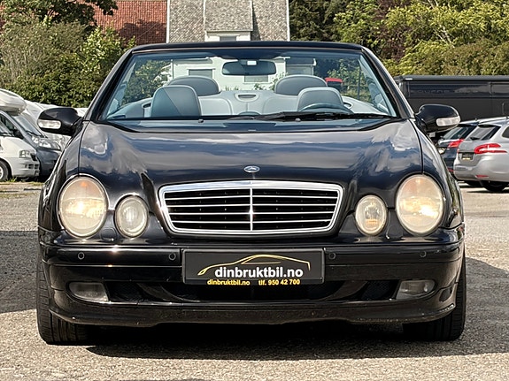 Mercedes-Benz CLK230 10 of 30