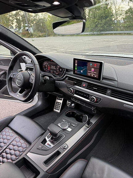 Audi RS4 8 of 15