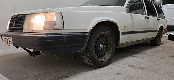 Volvo 940 3 of 5